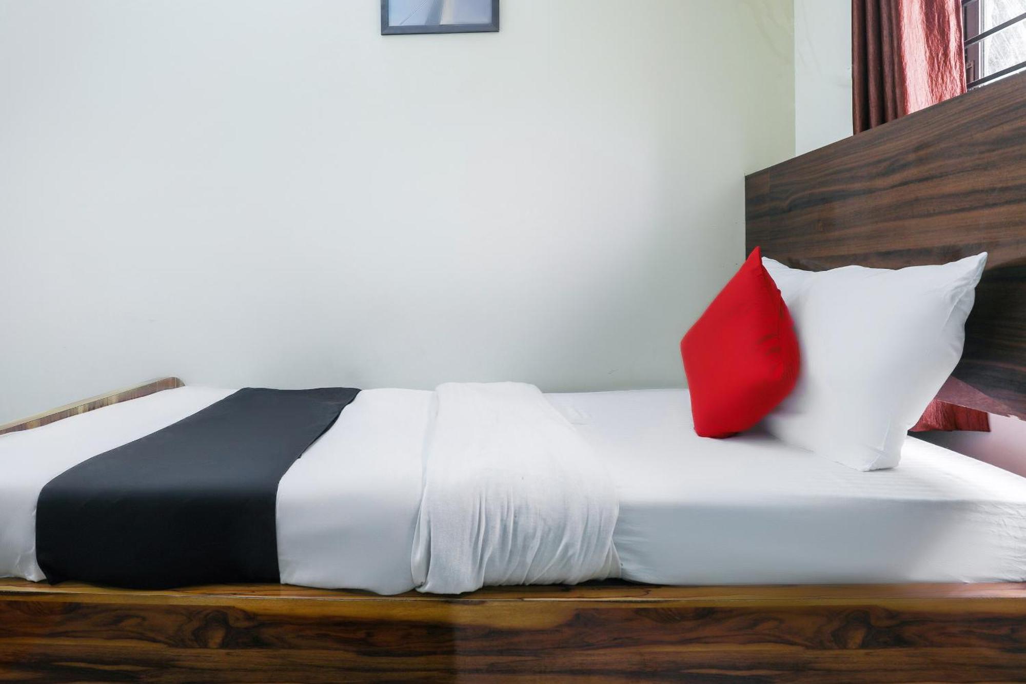 Hotel O Central Inn Dispur エクステリア 写真